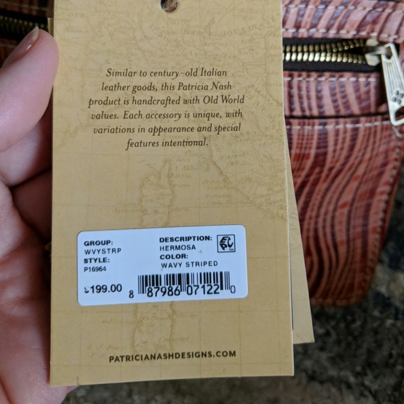 Patricia Nash Italian leather purse - Picture 4 of 5